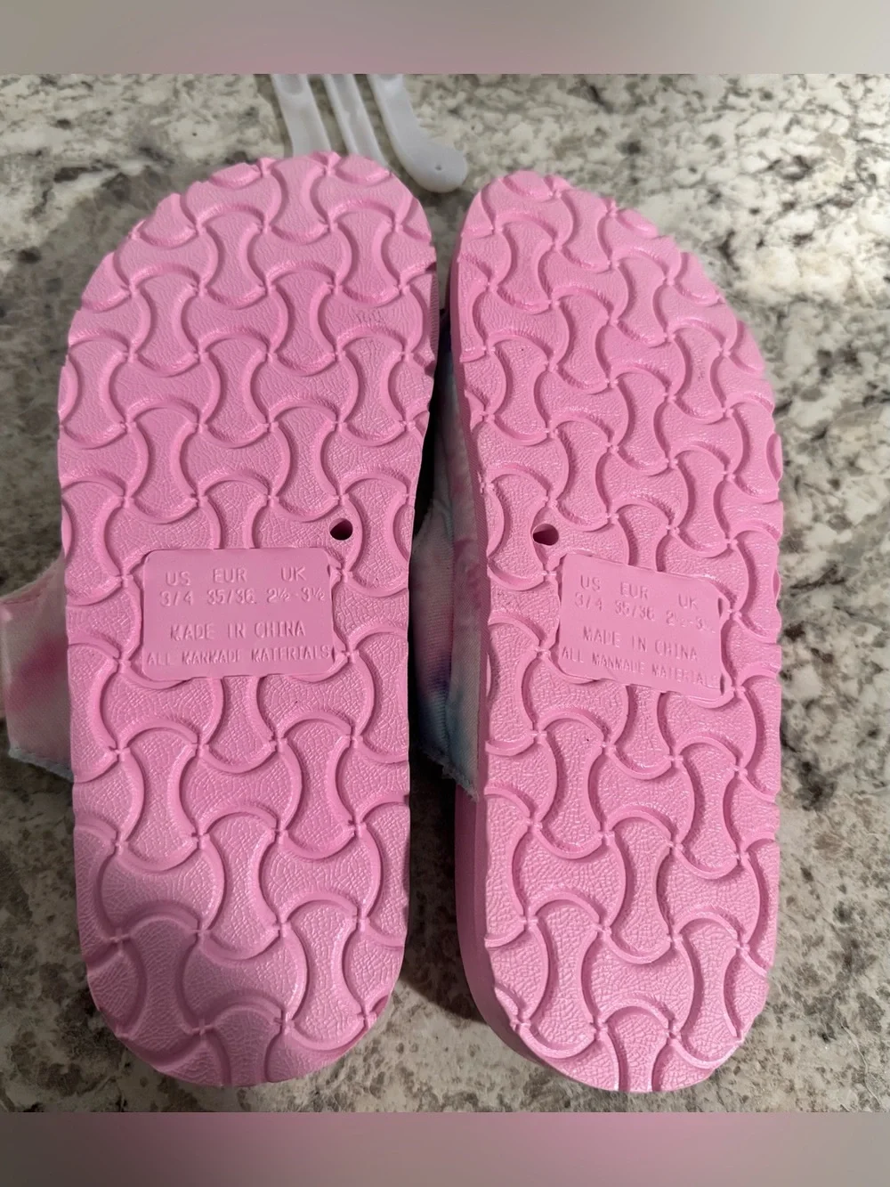 Wave Zone Girls Pink Tie Dye Canvas Double Strap Sandal Size 3/4 NEW